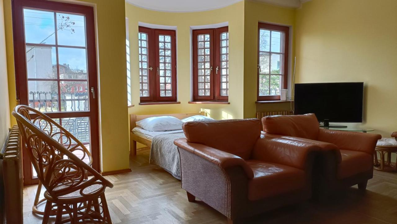 Dom Wypoczynkowy Rybnicka - Apartamenty Gdynia Extérieur photo