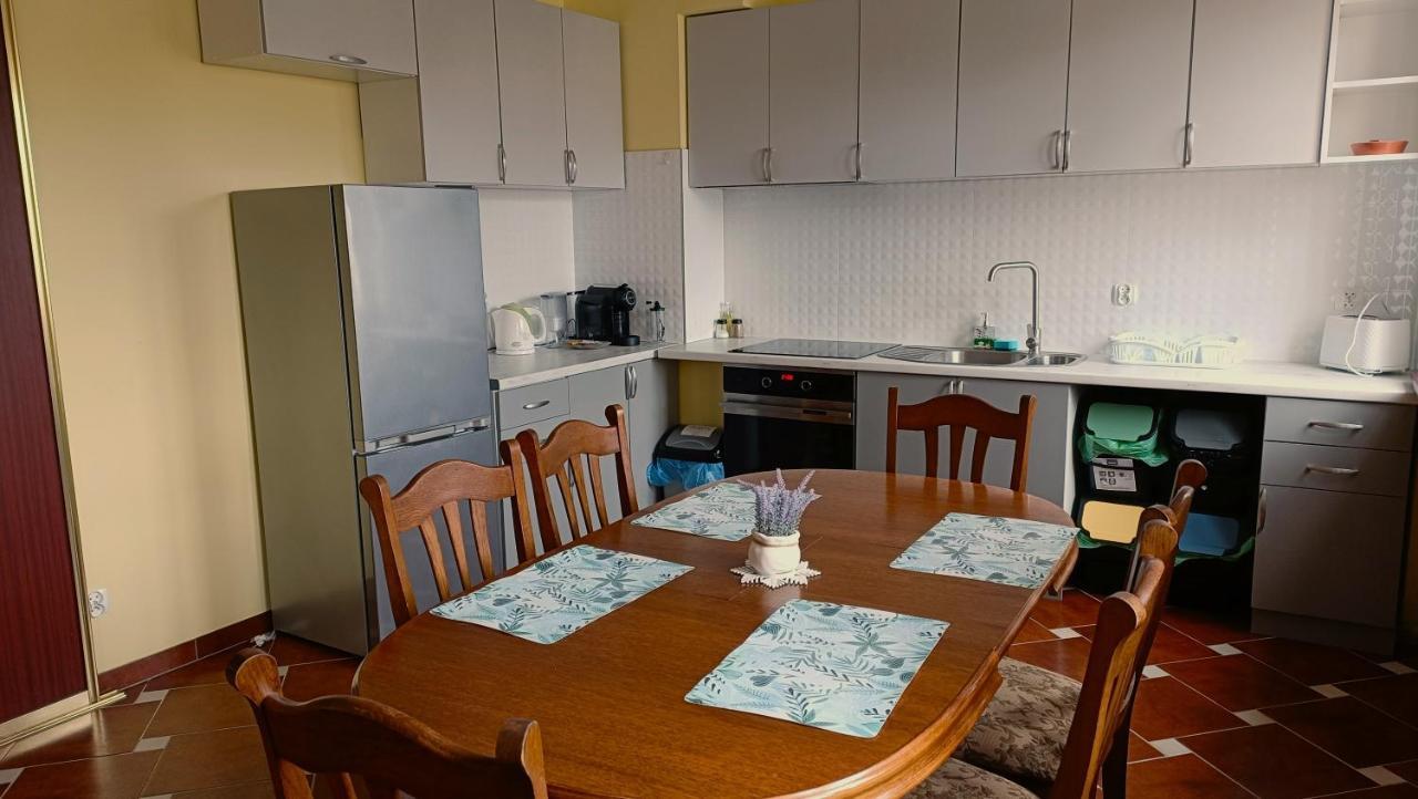 Dom Wypoczynkowy Rybnicka - Apartamenty Gdynia Extérieur photo